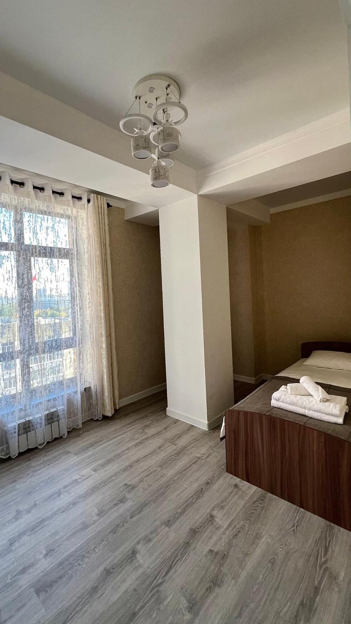 Five Hotel Бишкек Экстерьер фото